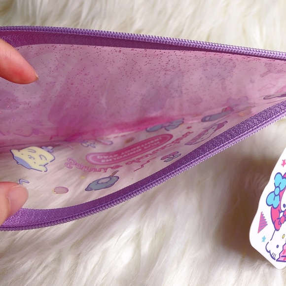 BNWT Sanrio Pink Glittery Pencil Pouch - Picture 4 of 4